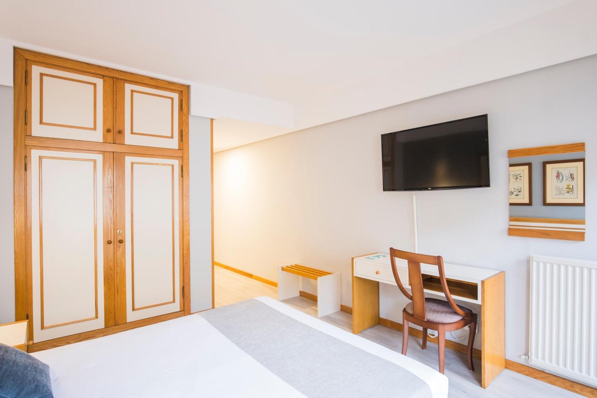 Hotel Alda بويرو المظهر الخارجي الصورة
